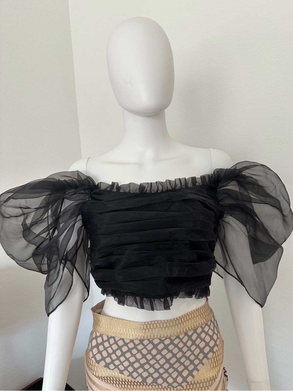 NWT Zara Organza Off-Shoulder Statement Top Size Medium - Picture 1 of 5